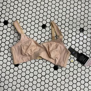 NWT QT intimates bra size 34B